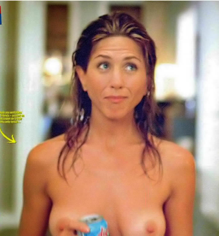Jennifer Aniston sure likes to show off her perky nipples